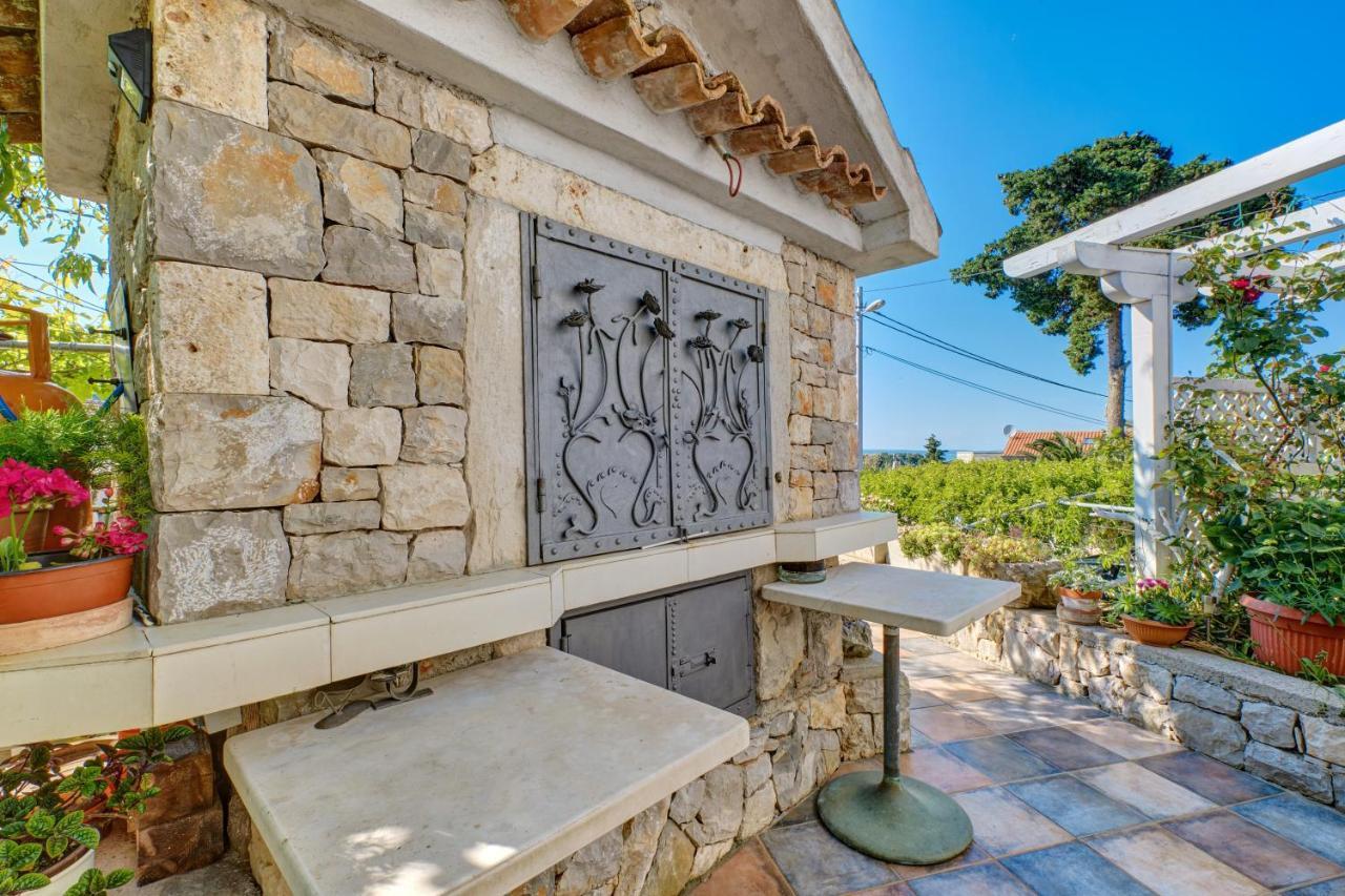 Apartment Neno - Terrace & Parking Veli Lošinj Eksteriør billede
