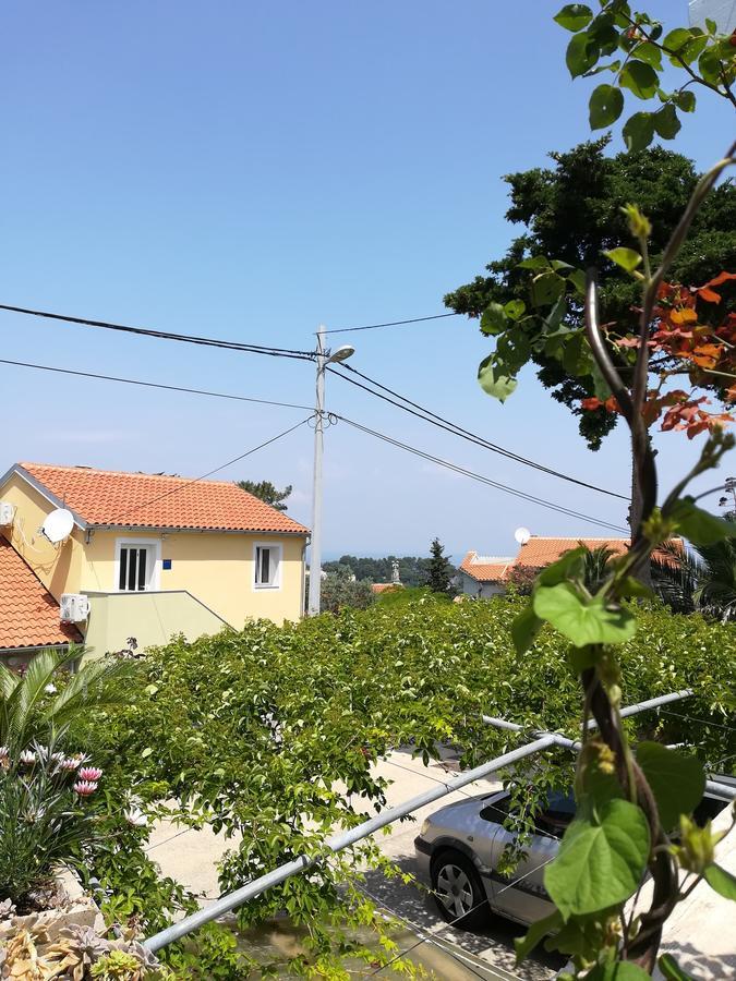 Apartment Neno - Terrace & Parking Veli Lošinj Eksteriør billede